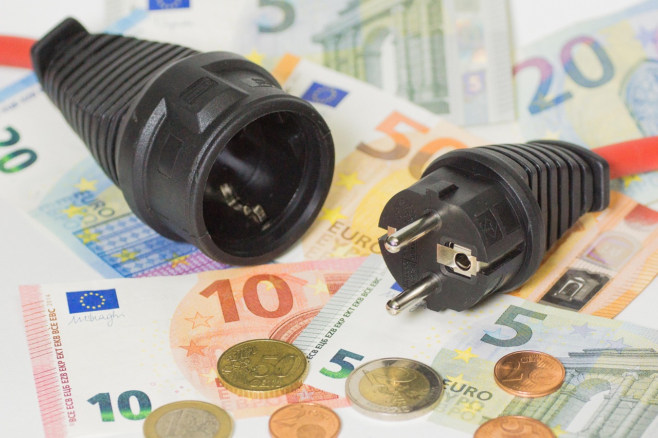 Best AI Tools To Save Money Without Thinking About It