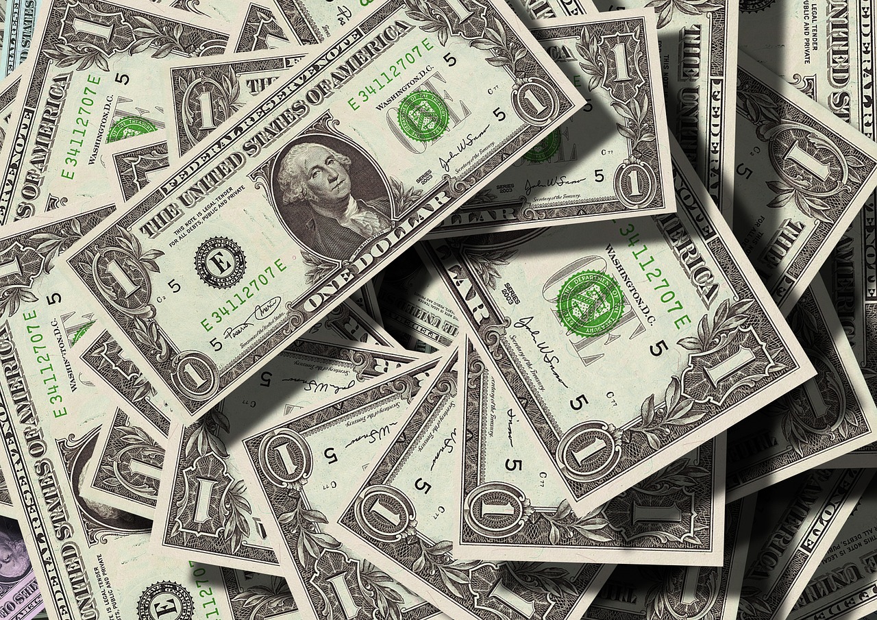 Make $100 A Day With AI: Real Examples